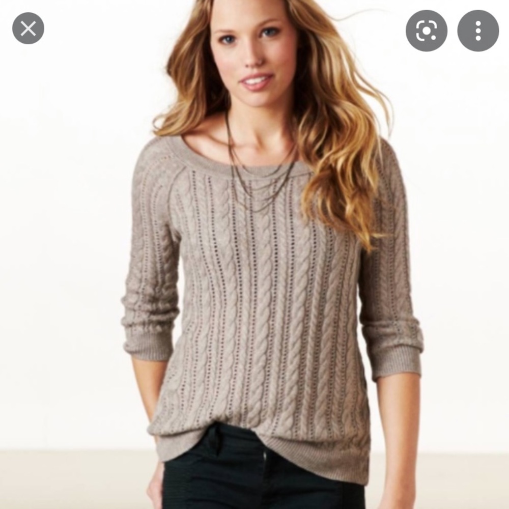 American Eagle Tan Sweater